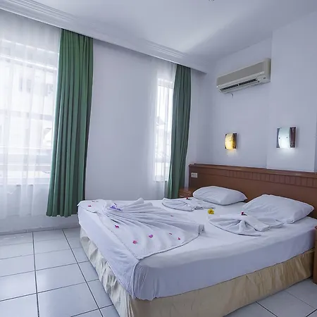 Apart Otel Bayram 3*